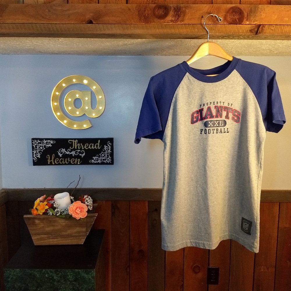 🏈 "Property of Giants Football" T-Shirt 🏈